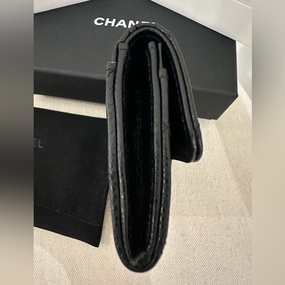 Classic Chanel Black Caviar Quilted Flap Card Holder Wallet Black Gold NWT - Picture 6 of 10